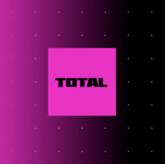 Total: Jen Cardini + Angelinanyuli + Cameron + Ariezzz / Bar: Elena Megi (all night long)