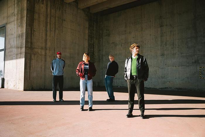 CIRCUIT A-BANDA: NIÑOS + KADIRA